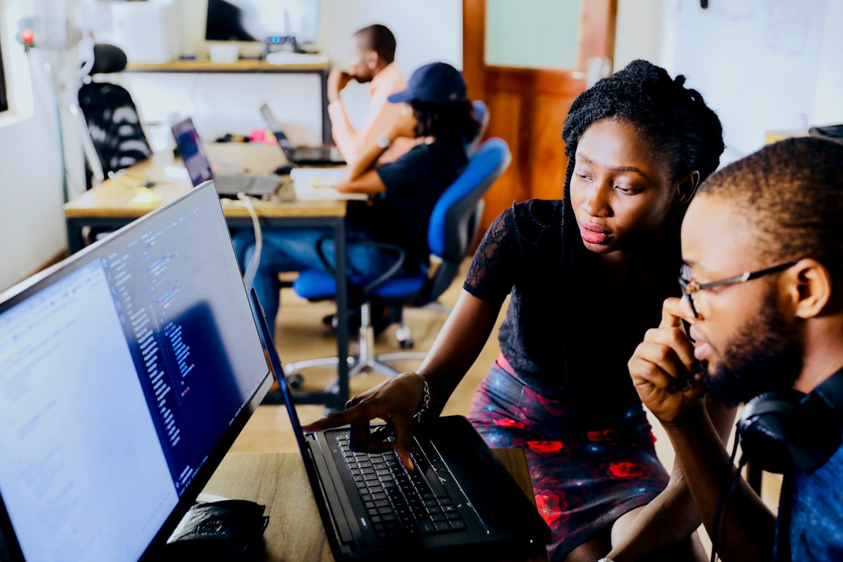 The Importance of End-User IT Support in Enhancing Business Productivity